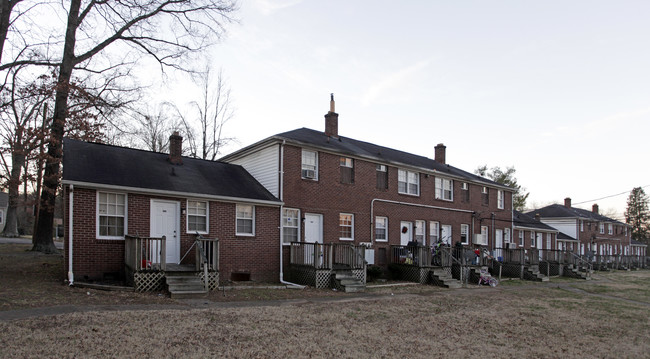 Fairmont Heights Apartments in Knoxville, TN - Foto de edificio - Building Photo