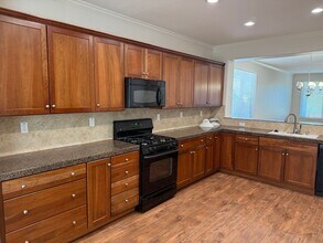 389 Snapdragon Ln in Lincoln, CA - Building Photo - Building Photo