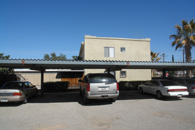 2761-2767 N Edith Blvd in Tucson, AZ - Foto de edificio - Building Photo