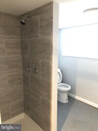 607 E Stafford St photo'