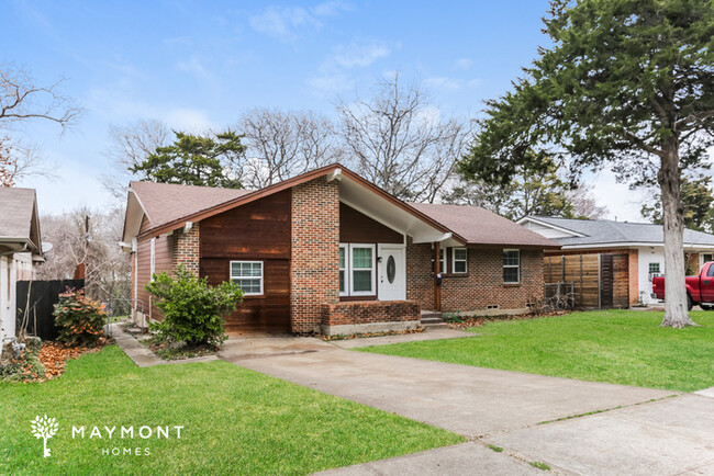 1811 Canelo Dr in Dallas, TX - Foto de edificio - Building Photo