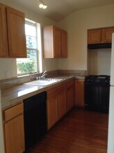 19 Mary Case Ln in Santa Cruz, CA - Building Photo - Building Photo
