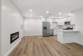 1284 Andover Rd in El Cajon, CA - Building Photo - Interior Photo