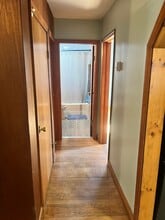 14 Pentlow Ave in New Britain, CT - Building Photo - Building Photo