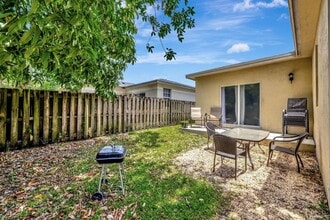 1816 SW 21st St in Fort Lauderdale, FL - Building Photo - Building Photo