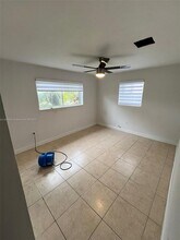 1320 NW 134th St in Miami, FL - Building Photo - Building Photo