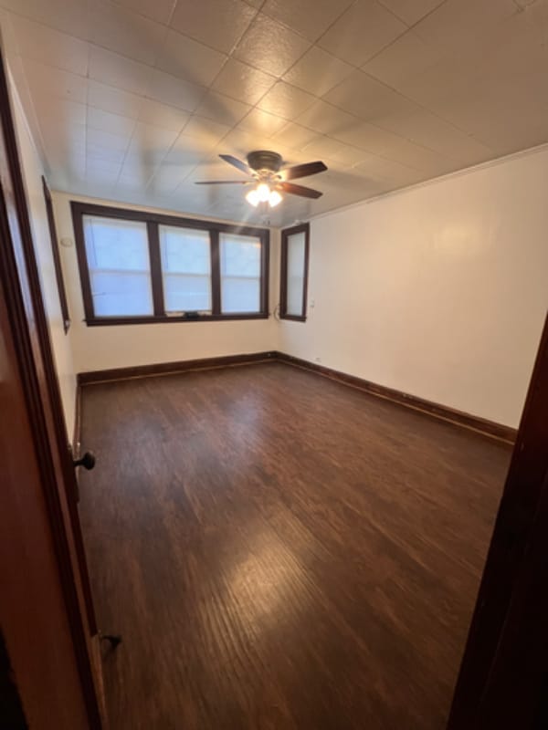 property at 4449 W Walton St
