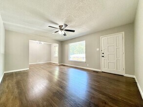 25 Woodcliff Cir in Little Rock, AR - Building Photo - Building Photo