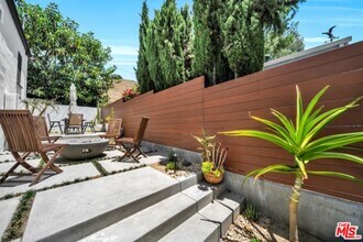 1940 N Ave 51 in Los Angeles, CA - Building Photo - Building Photo