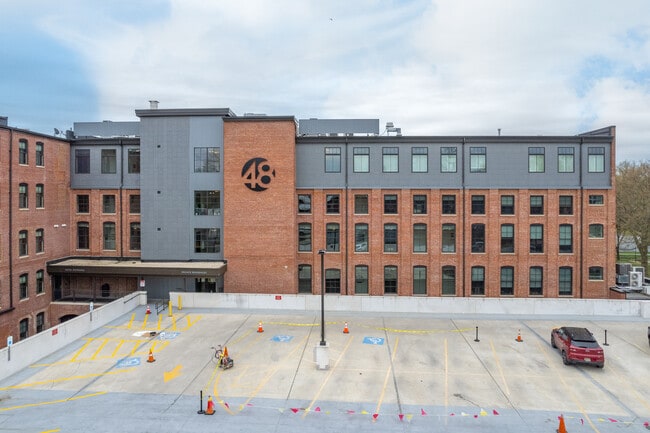 48 on The Park in Lititz, PA - Building Photo - Building Photo