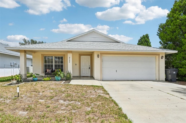 2122 Pleasure Run Dr in Ruskin, FL - Building Photo - Building Photo