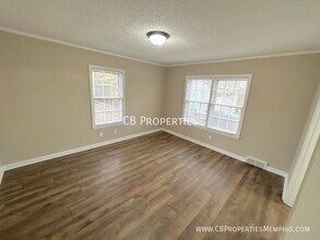 3437 Walnut Grove Rd in Memphis, TN - Building Photo - Building Photo