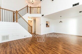 316 Lake Side Dr in Swedesboro, NJ - Building Photo - Building Photo