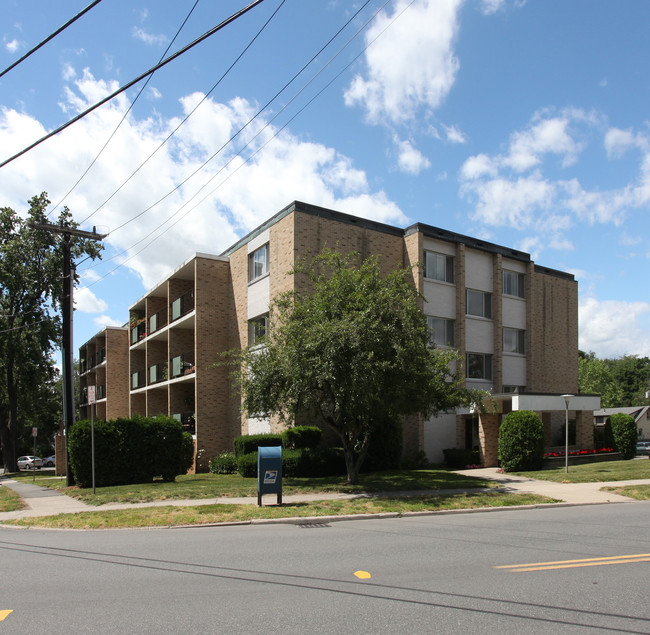 Berkshire Apartments in Greenfield, MA - Building Photo - Building Photo