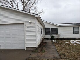 2611 W Oxberry St in Wichita, KS - Building Photo