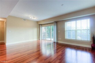 200 River Vista Drive in Atlanta, GA - Building Photo - Building Photo