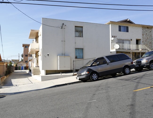 923 Centennial St in Los Angeles, CA - Foto de edificio - Building Photo