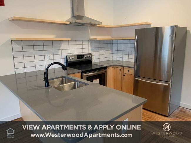 property at 214 N Cedar St