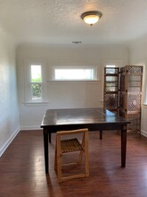 917 La Vuelta Pl in Santa Paula, CA - Building Photo - Building Photo