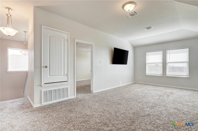 property at 4305 Abergavenny Dr