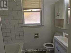 74 Aileen Dr in Woodstock, ON - Building Photo - Building Photo