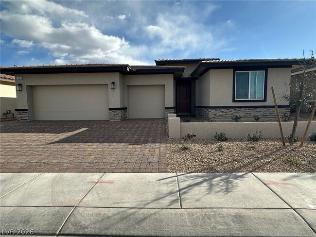 497 Chestnut Falcon Ave