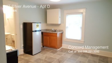 827 Silver Ave-Unit -Apt D in Greensboro, NC - Building Photo - Building Photo