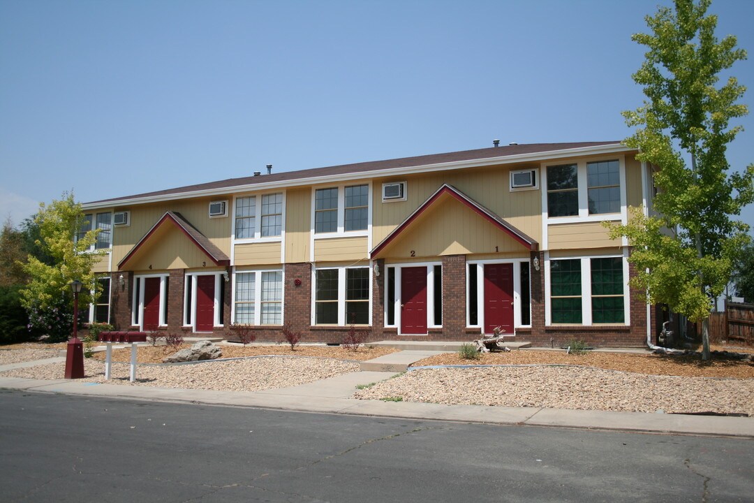 26 Mumford Pl in Longmont, CO - Building Photo