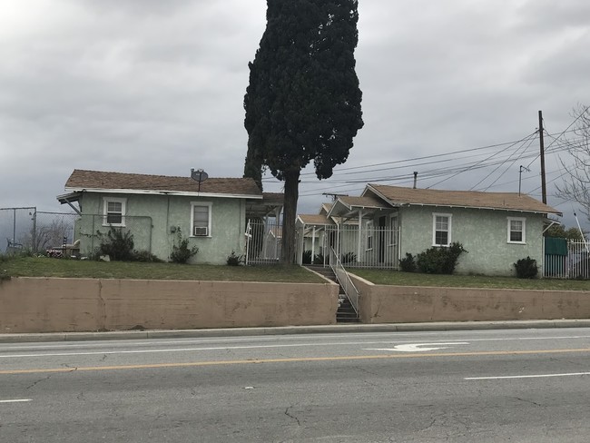 1056 W 2nd St in San Bernardino, CA - Building Photo - Building Photo