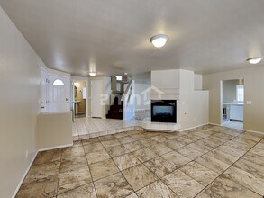 1752 Quartz Landing Ave in Las Vegas, NV - Building Photo - Building Photo