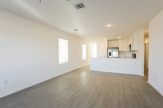 522 Chevre Rd in New Braunfels, TX - Foto de edificio - Building Photo