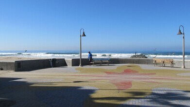1204 Oneonta Ave in Imperial Beach, CA - Foto de edificio - Building Photo
