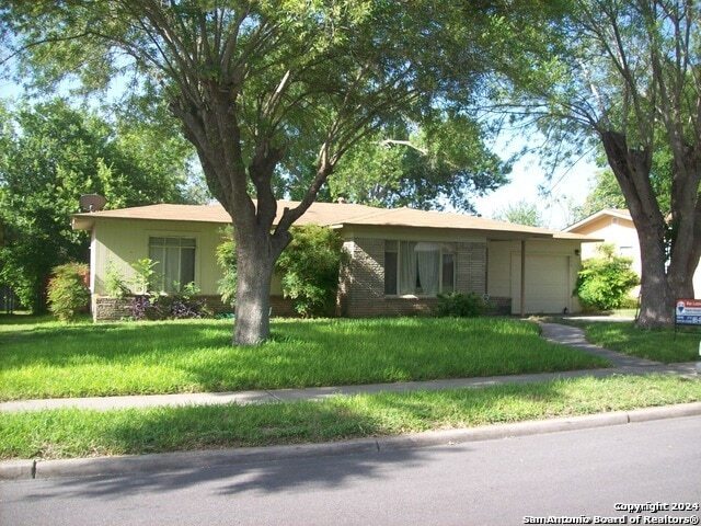 554 Trudell Dr in San Antonio, TX - Building Photo