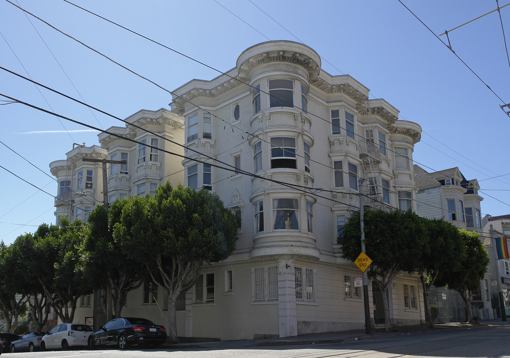 3951-3959 17th St in San Francisco, CA - Foto de edificio