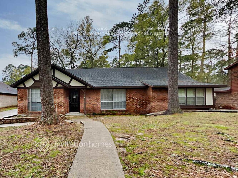 2022 Willow Point Dr in Houston, TX - Building Photo