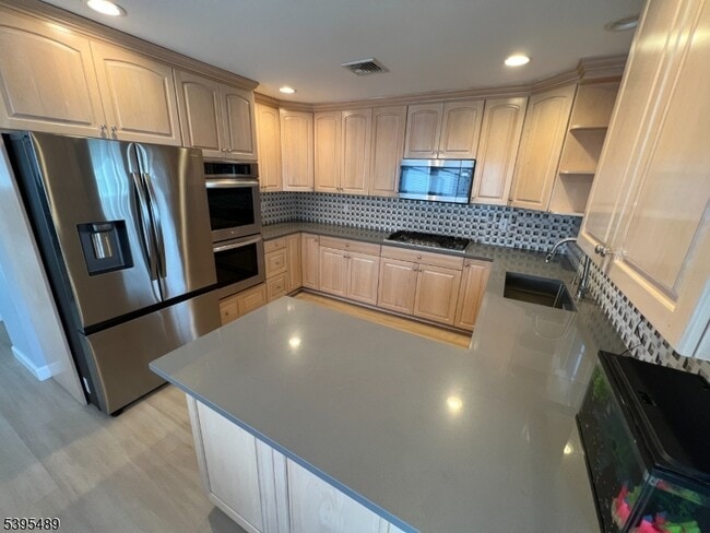 497 Division Ave in Carlstadt, NJ - Building Photo - Building Photo