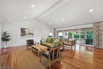 92 10th Ave S in Naples, FL - Building Photo - Building Photo