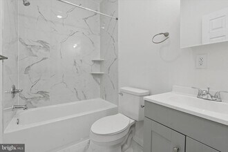 3827 Cambridge St in Philadelphia, PA - Building Photo - Building Photo