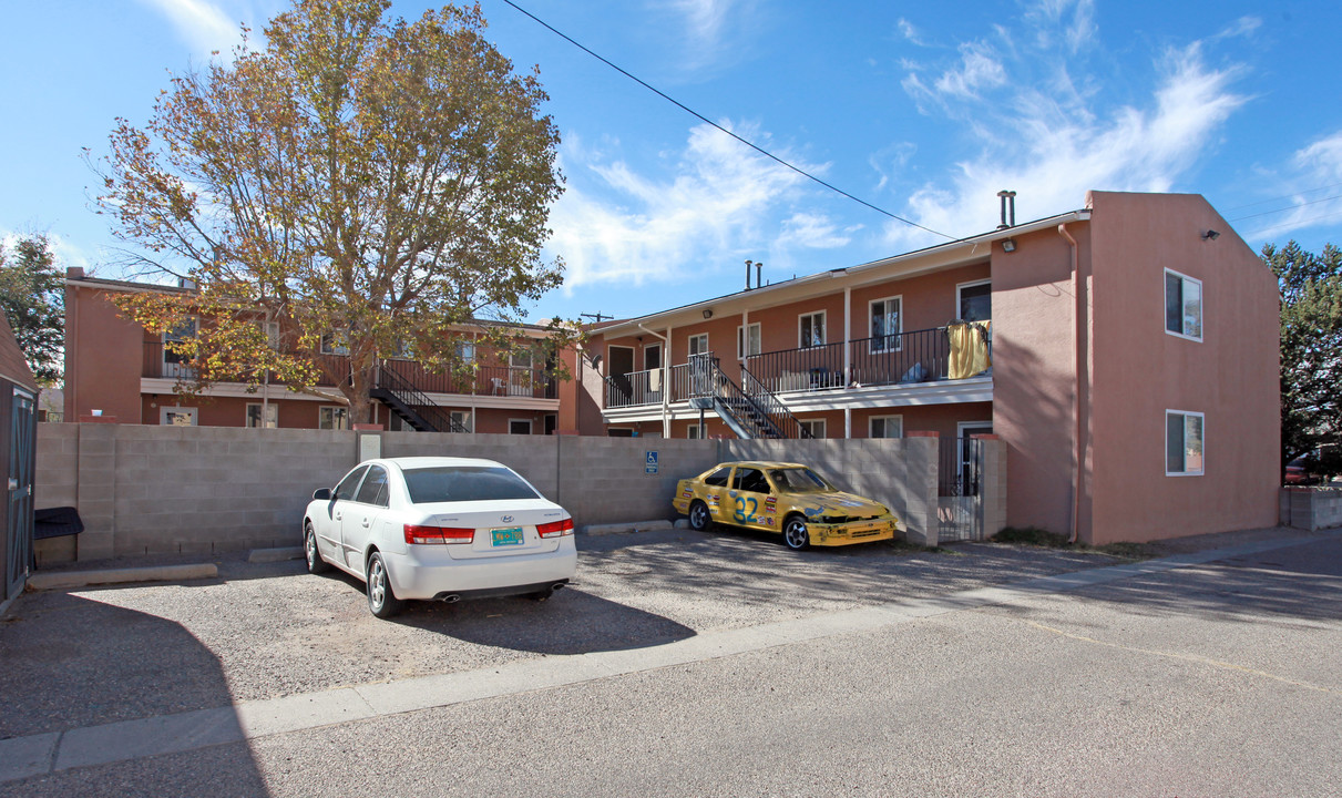 1410-1420 Truman St SE in Albuquerque, NM - Building Photo