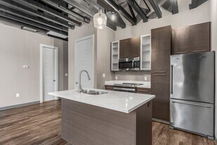 901 9th St, Unit LOFT H in Wichita Falls, TX - Building Photo