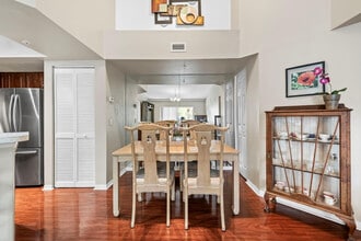 2005 SE 10th Ave in Fort Lauderdale, FL - Building Photo - Building Photo