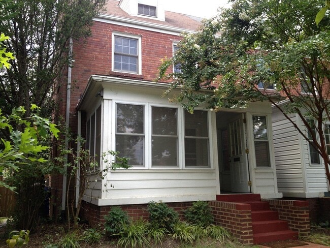 property at 2310 Washington Blvd