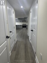 55 Fairey Cres in Hamilton, ON - Building Photo - Building Photo