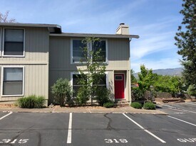 319 Glenn St in Ashland, OR - Building Photo