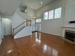 3029 Peachtree Cir in Aurora, IL - Building Photo - Building Photo