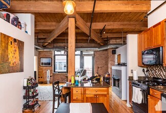 625 W Jackson Blvd, Unit 813 in Chicago, IL - Building Photo - Building Photo