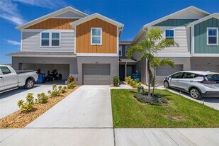 4345 HILLOCK Blvd in Haines City, FL - Building Photo