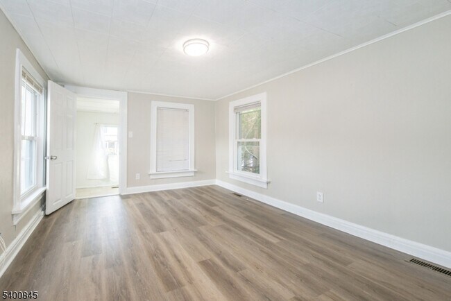 16 Front St in Denville, NJ - Building Photo - Building Photo