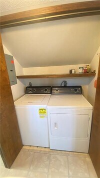 7 White Oak Dr photo'