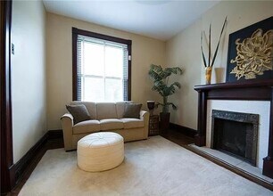 3812 Wyoming St, Unit B in St. Louis, MO - Building Photo - Building Photo